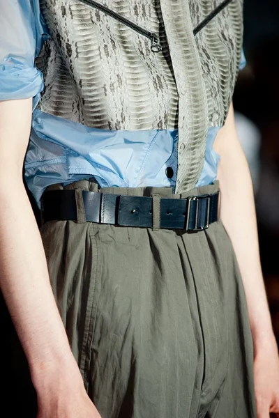 Look 74